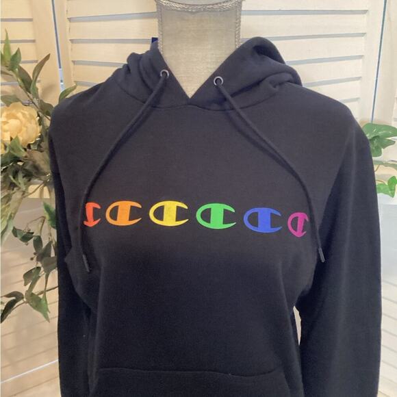 CHAMPION BLACK NEW SWEATSHIRT WITH MULTI COLOR LOGO SIZE SMALL 1202 - Picture 3 of 6